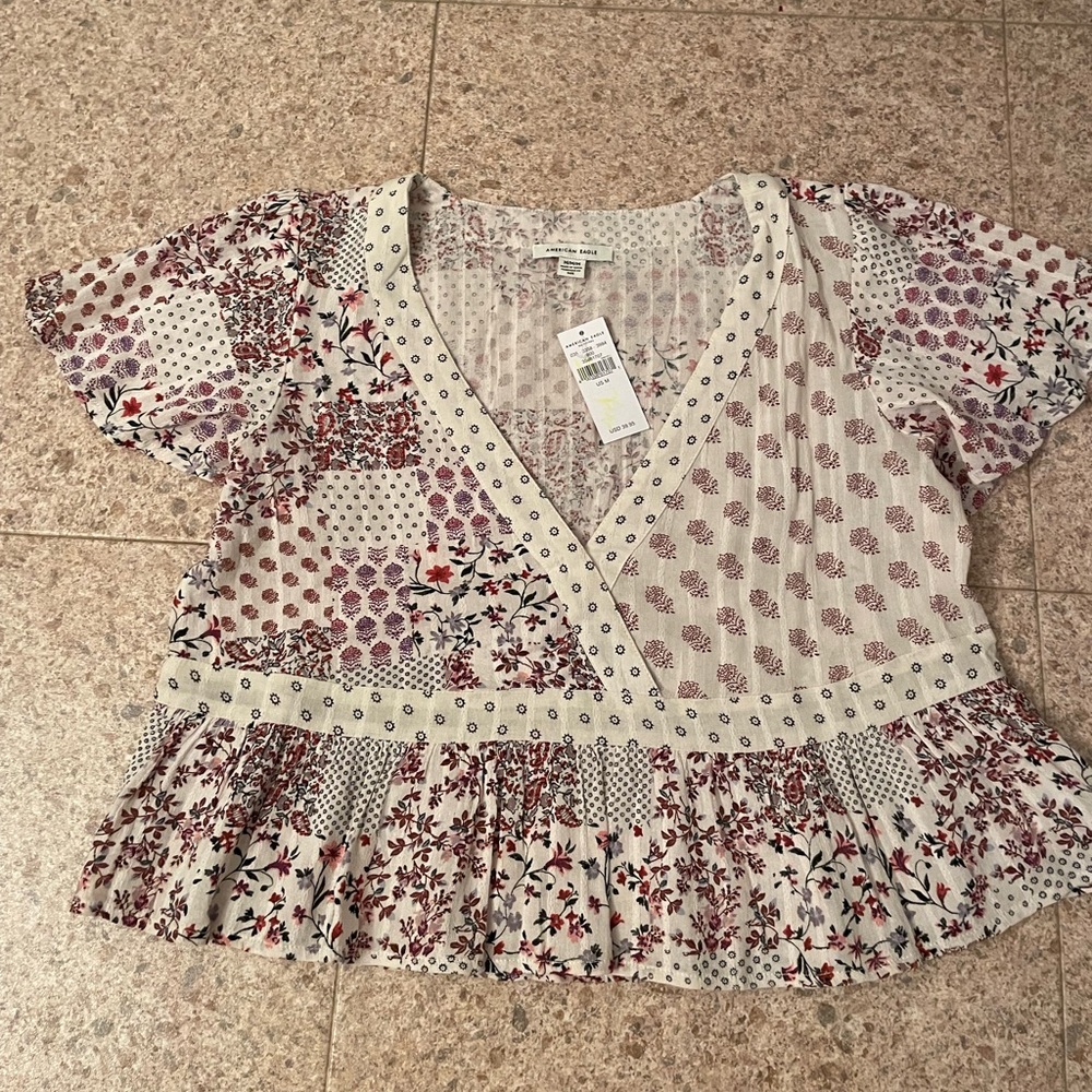 American Eagle top